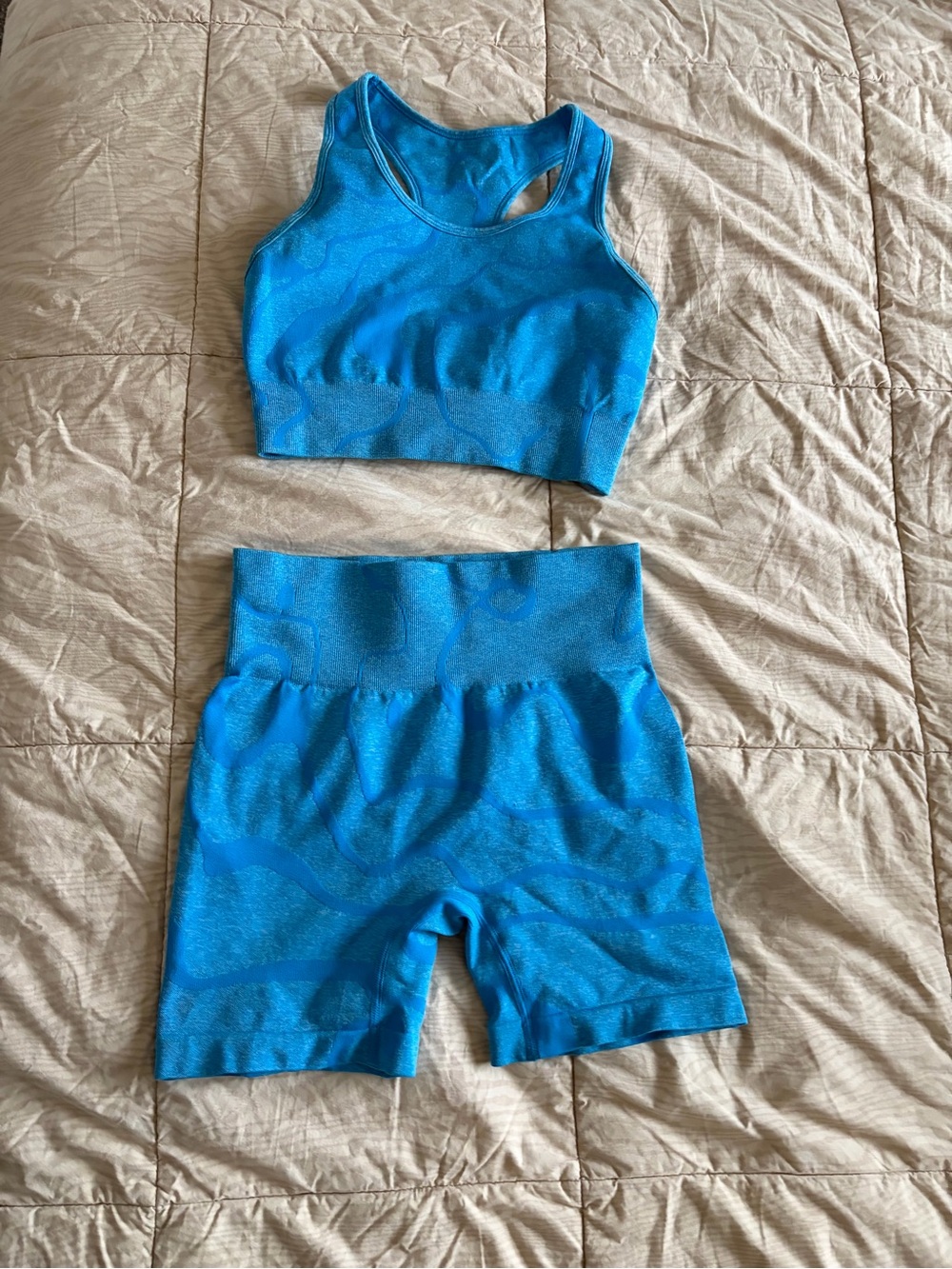 Women Bright Blue Seamless Active Shorts - Stretch Performance